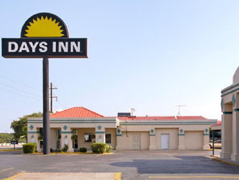Days Inn South Fort Worth Restaurant photo
